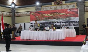 Kapolda Bali Irjen Pol. Ida Bagus Kd Putra Narendra, S.I.K., M.Si, menghadiri kegiatan Tactical Floor Game (TFG) yang dilaksanakan di Gedung Perkasa Raga Garwita, Polda Bali, Jumat (6-10-2023).