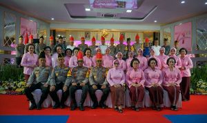 Kapolda Sulawesi Utara Irjen Pol Setyo Budiyanto menyampaikan ucapan selamat ulang tahun kepada seluruh anggota Bhayangkari.