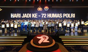 Kapolri Jenderal Polisi Drs. Listyo Sigit Prabowo menghadiri puncak Hari Jadi Ke-72 Humas Polri di Gedung Tribrata, Jakarta Selatan, Selasa (31/10/23).