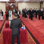 Rektor Unsrat saat malantik pejabat dilingkungan Unsrat (Foto : Dok. Unsrat)