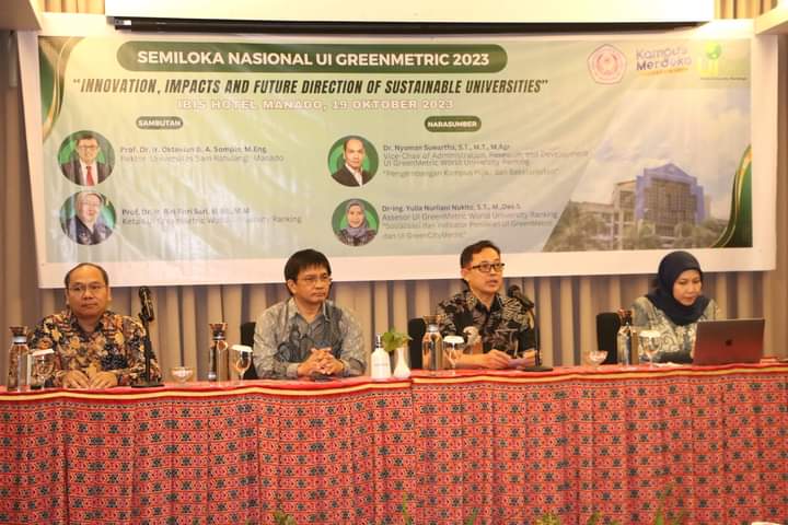 Rektor Sompie (ke-2 dari kanan) saat menyampaikan kata sambutan di Semiloka Nasional UI GreenMetric 2023 (Foto : Dok. Unsrat)