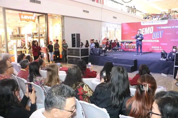 Rektor Unsrat Prof. Dr. Ir. Oktovian Berty Alexander Sompie, M.Eng. IPU. ASEAN Eng