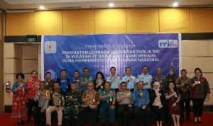 Kabid Humas Polda Sulut Kombes Pol Iis Kristian menghadiri sekaligus menjadi salah satu narasumber pada kegiatan Forum Group Discussion (FGD) Lemhanas RI - LPP RRI