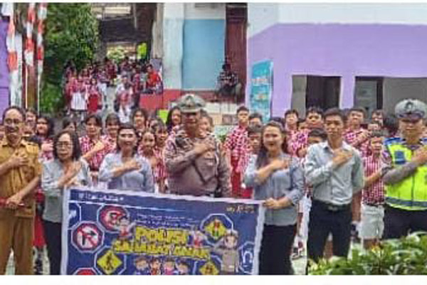 Polresta Manado Gelar Polisi Sahabat Anak di SD GMIM 54 Manado