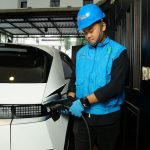 IIMS 2024 bagi pelanggan PLN pengguna kendaraan listrik yang ingin melakukan tambah daya.