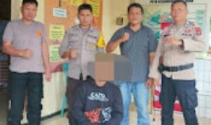 Polsek Tenga mengamankan tersangka kasus penganiayaan, lelaki JP (23), warga Desa Radey, Kecamatan Tenga, Kabupaten Minsel