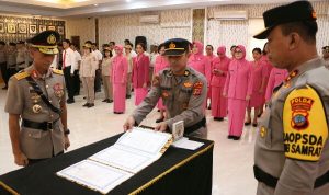 Kapolda Sulut Irjen Pol Yudhiawan melantik Brigjen Pol Drs. Bahagia Dachi, S.H., M.H. sebagai Wakapolda Sulut, menggantikan Irjen Pol Jan de Fretes yang terhitung sejak tanggal 1 Maret 2024 telah memasuki masa purnabakti.