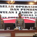 Binopsnal Triwulan I Polda Sulut, Evaluasi Pelaksanaan Tugas dan Bahas Kesiapan Pengamanan Pilkada digelar Polda Sulawesi Utara  Triwulan I Tahun 2024, di aula Tribrata, Selasa (30/4/2024).