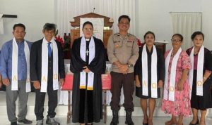 Kepala Bidang Pembinaan Masyarakat (KBO Sat Binmas) Polresta Manado, Ipda Axel melaksanakan kegiatan Minggu Kasih di Gereja GMIM Damai Erpak Buha. Kegiatan ini mendapat sambutan hangat dari masyarakat sekitar.