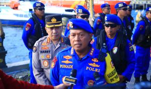 Direktorat Kepolisian Air dan Udara (Ditpolairud) Polda Bali menyiagakan dua kapal dan tiga unit helikopter dalam rangka pengamanan kegiatan KTT World Water Forum (WWF) ke-10 di Bali.