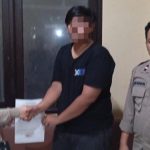 Personel Polsek Malalayang melakukan mediasi atas kasus penganiayaan yang terjadi pada hari Selasa, tanggal 23 April 2024, sekitar pukul 20.00 WITA, di Kelurahan Batu Kota.