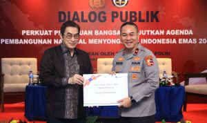 Divisi Humas Polri mengelenggarakan dialog publik 'Perkuat Persatuan Bangsa, Lanjutkan Agenda Pembangunan Nasional Menyongsong Indonesia Emas 2045" di Veranda Hotel Pakubuwono, Jakarta Selatan, Rabu (29/5/2024).