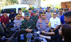 Kapolri Jenderal Listyo Sigit Prabowo bersama Panglima TNI Jenderal Agus Subiyanto meninjau kesiapan sejumlah veneu perhelatan KTT World Water Forum (WWF) ke-10 di Bali.