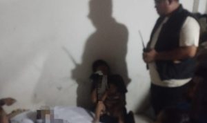 Seorang anak laki-laki berusia 6 tahun, bernama MRS, ditemukan tewas tenggelam di dalam kolam rumah keluarga Anto Panegoro. Anak tersebut beralamat di Winangun Satu Lk II, Kecamatan Malalayang, Selasa (23/4/2024).