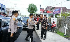 Polda Sulawesi Utara dan jajaran menggelar pengamanan ibadah Kenaikan Yesus Kristus, yang dilaksanakan di gereja-gereja, Kamis (9/5/2024).