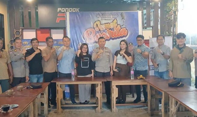 Polresta Manado Gelar Jumat Bacarita Bahas Persyaratan Pembuatan SKCK