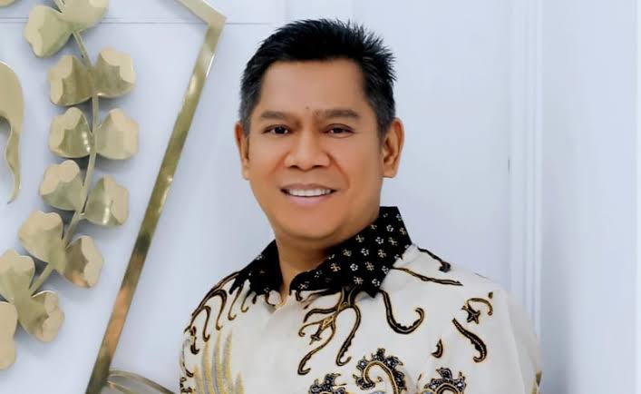 Dari hasil survei yang dilakukan oleh Litbang Kompas, TNI dan Polri menempati urutan teratas sebagai lembaga yang memiliki citra terbaik.