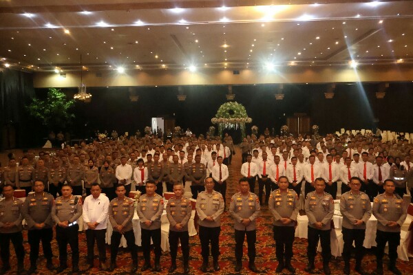 Kapolda Sulawesi Utara Irjen Pol Yudhiawan terus mengingatkan personel Polri agar tidak melakukan pelanggaran.