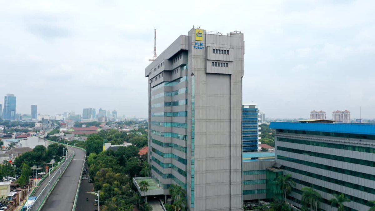 Ilustrasi gedung PLN Kantor Pusat di daerah Kebayoran Baru, Jakarta Selatan.