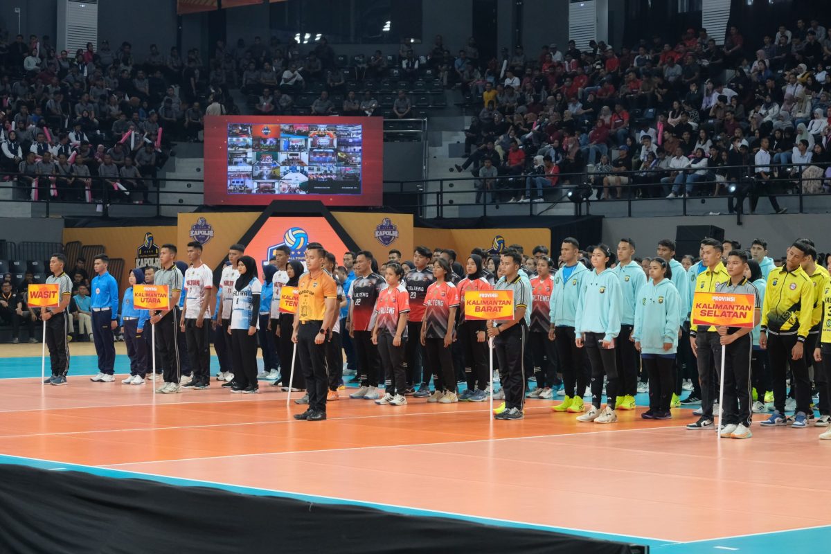 Irjen Pol. Dedi Prasetyo Asisten Kapolri Bidang Sumber Daya Manusia yang juga ketua harian Komite Olahraga Polri (KOP), ,Rabu (21/08/2024) membuka kejuaraan voli memperebutkan piala Kapolri 2024 di Pontianak, Kalimantan Barat.