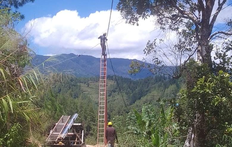 PLN (Persero) berhasil menghadirkan akses listrik 24 jam nonstop bagi 494 keluarga di 25 desa di Sulawesi Selatan.