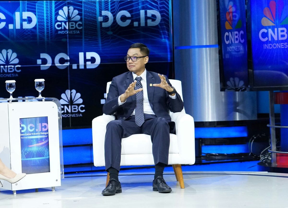PLN (Persero) siap mendukung pengembangan bisnis pusat data (data center) di Indonesia melalui penyediaan listrik andal dan bersih.