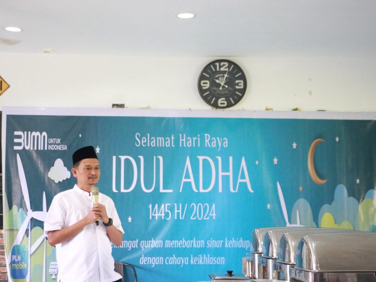 PLN UID Suluttenggo Berbagi Kebahagiaan di Idul Adha 1445 H