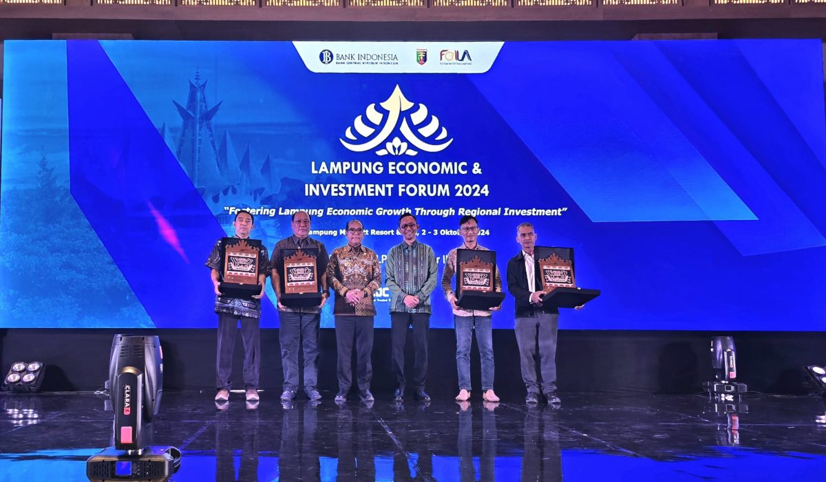 PLN Lampung Raih Penghargaan dari Bank Indonesia di Ajang Lampung Economic dan Investment Forum 2024