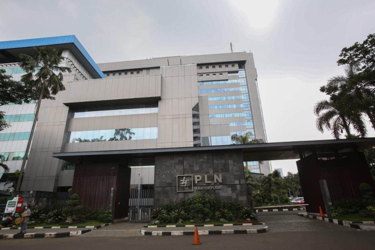 Pemerintah melalui Kementerian Energi dan Sumber Daya Mineral (ESDM) memutuskan tarif tenaga listrik triwulan III (Juli-September) Tahun 2024 tetap atau tidak mengalami perubahan.