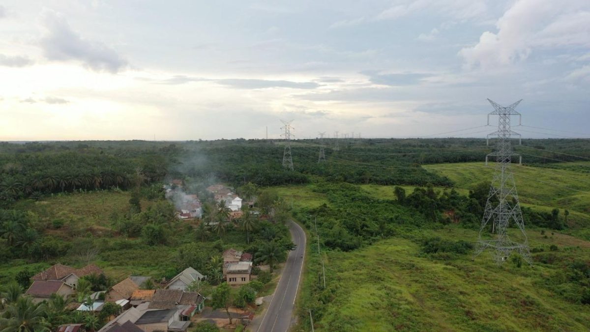 PT PLN Berhasil Operasikan SUTET 275 kV Muara Enim – Gumawang secara Penuh