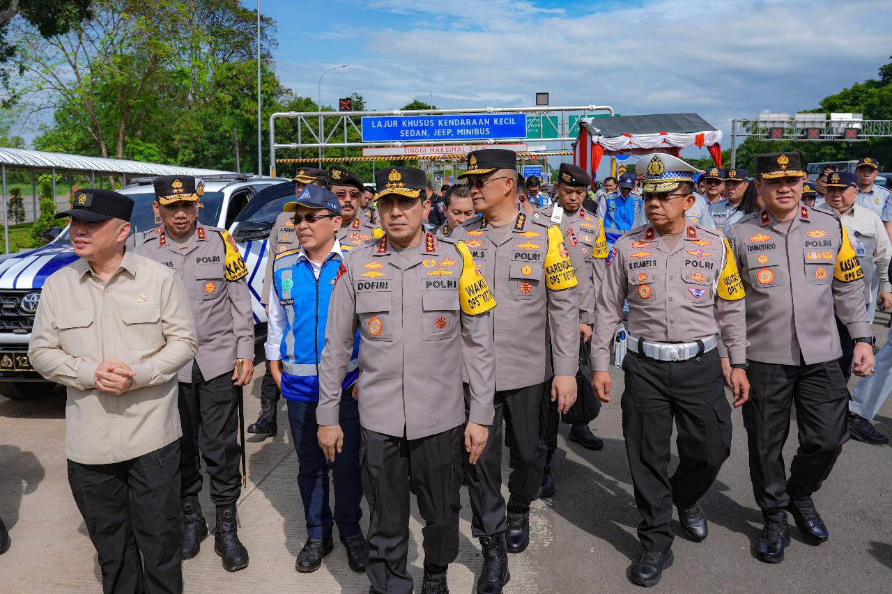 Komjen Pol Ahmad Dofiri,