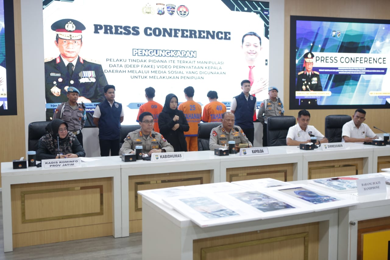 Polda Jatim berhasil membongkar kasus tindak pidana Informasi dan Transaksi Elektronik (ITE).