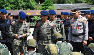 Korps Brimob Polri menggelar Apel Gelar Pasukan Operasi Kepolisian Terpusat “Alpha Bravo Moskona 2025” pada Jumat pagi (18/4),
