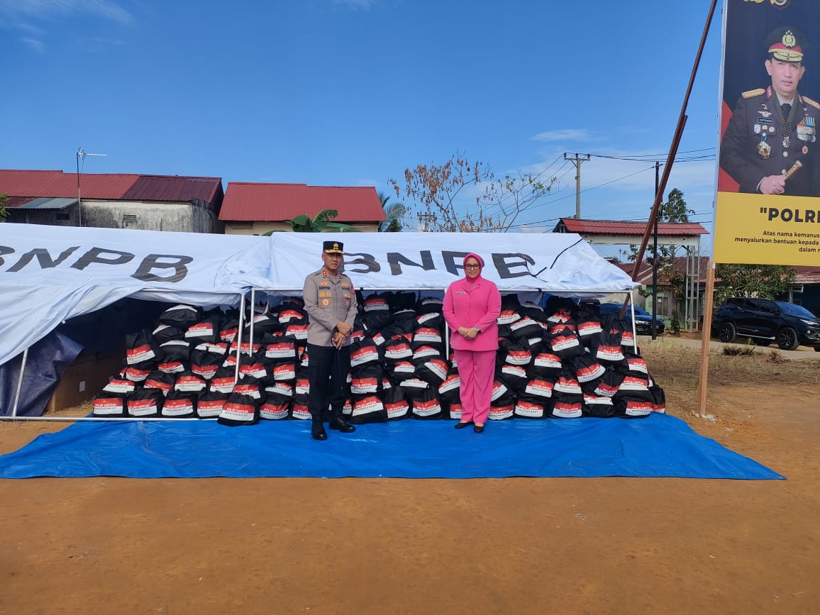 Kapolri Kirim Bantuan 5.000 Paket Sembako untuk Korban Gempa Bumi di Bengkulu