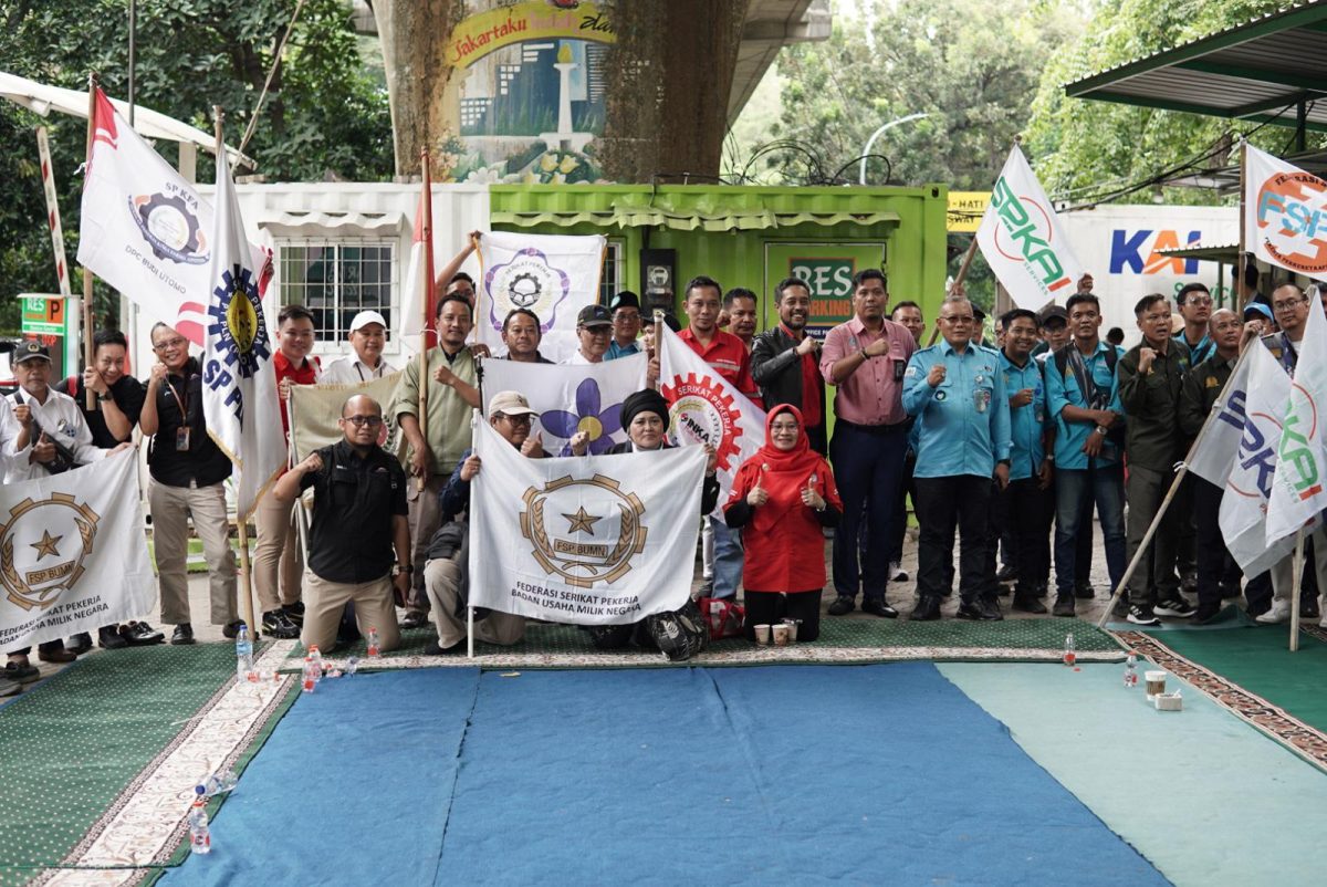 Hari Kebangkitan Nasional, Serikat Pekerja PLN (SP PLN) bersama Forum Komunikasi Serikat Pekerja BUMN (Forkom BUMN) menggelar pertemuan strategis di Stasiun Gambir, Jakarta.