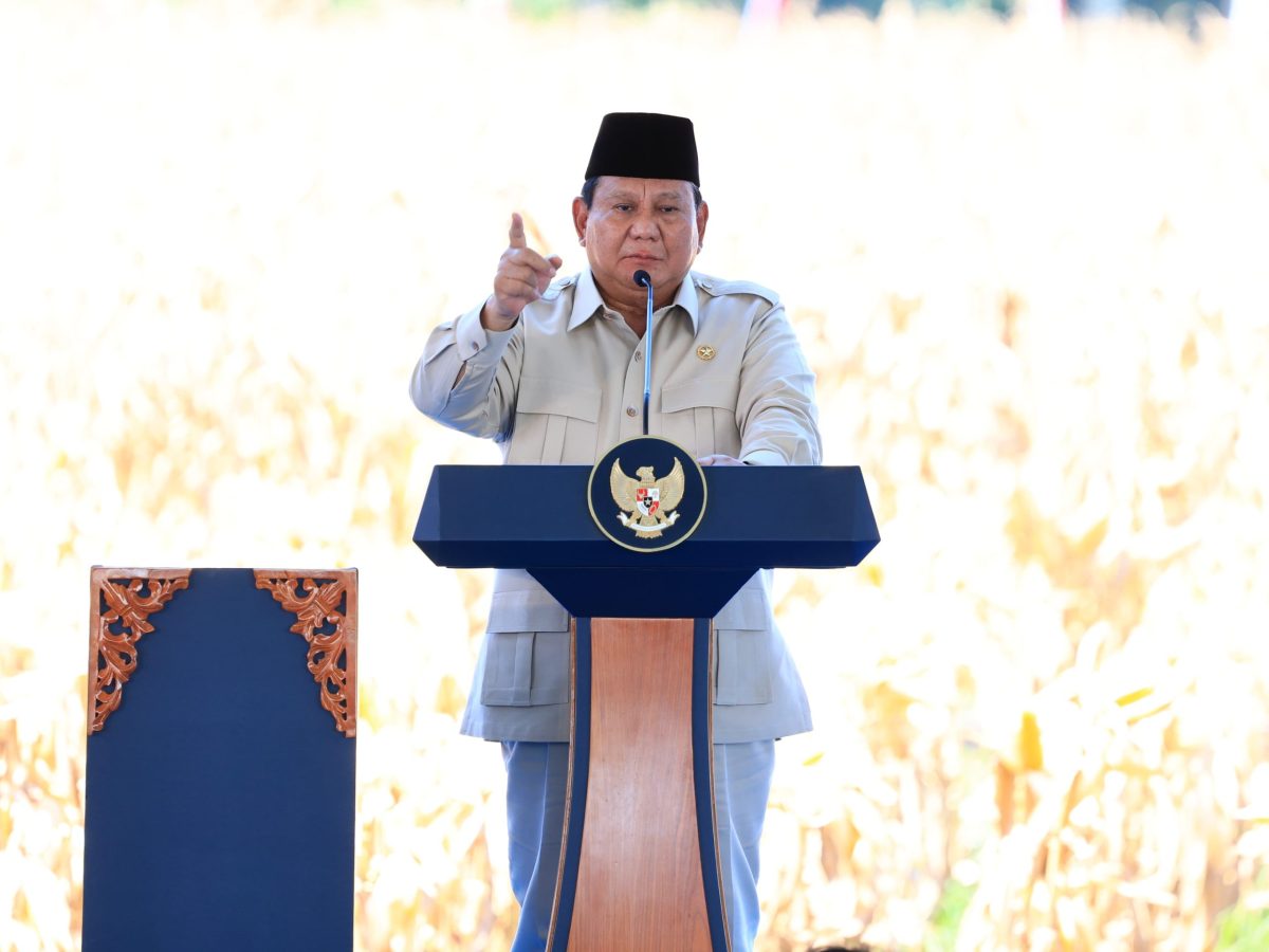 Presiden Prabowo Subianto mengapresiasi kontribusi Polri dalam mendorong ketahanan pangan nasional, khususnya melalui pembinaan koperasi petani jagung di Kabupaten Bengkayang, Kalimantan Barat.