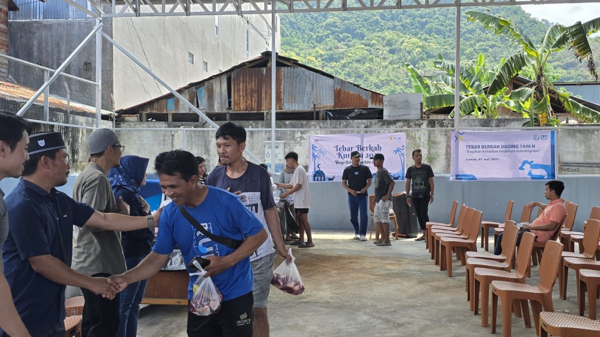 PLN UID Suluttenggo Salurkan 36 Hewan Kurban untuk Sesama