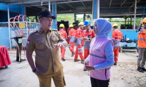PT PLN (Persero) Unit Induk Distribusi Sulawesi Utara, Sulawesi Tengah, dan Gorontalo (UID Suluttenggo) melalui Unit Pelaksana Pelayanan Pelanggan (UP3) Palu bersama Pemerintah Kabupaten Morowali resmi meresmikan peningkatan jam operasi Pembangkit Listrik Tenaga Diesel (PLTD) Pulau Paku dari 12 jam menjadi 18 jam.