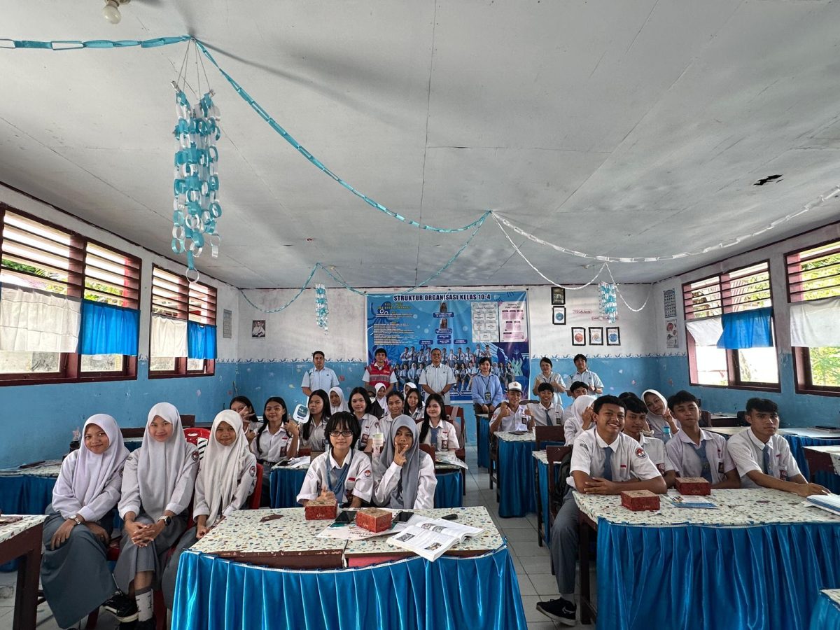 PT PLN (Persero) melalui Unit Layanan Pelanggan (ULP) Manado Utara kembali melaksanakan program berkelanjutan bertajuk “PLN Goes to School”.