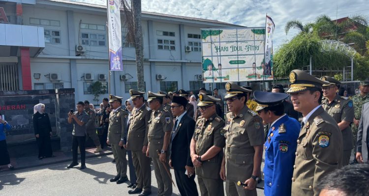 PT PLN (Persero) Unit Pelaksana Pelayanan Pelanggan (UP3) Tolitoli sukses menjaga keandalan pasokan listrik selama pelaksanaan peringatan Hari Ulang Tahun (HUT) tiga instansi tingkat Provinsi Sulawesi Tengah yang dipusatkan di Kabupaten Tolitoli.