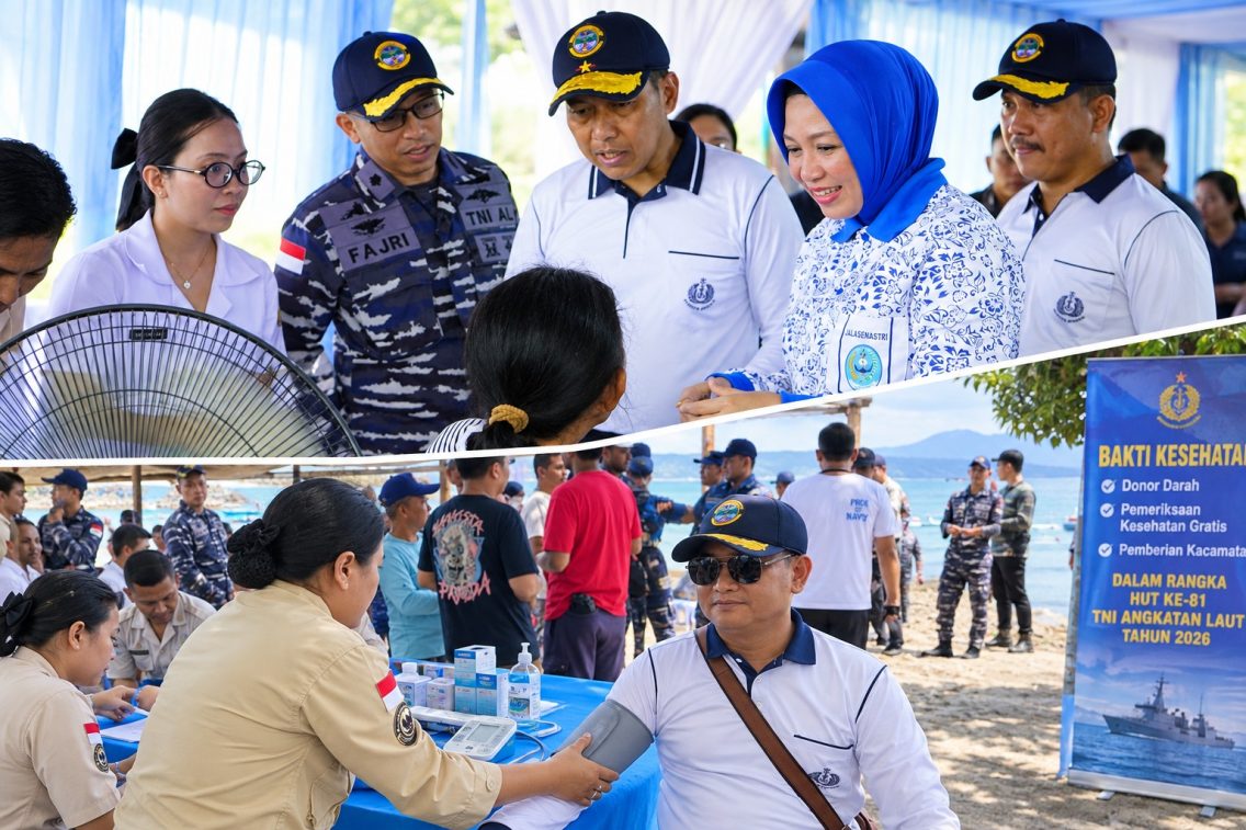 Kodaeral VIII menggelar Program Laut Bersih TNI Angkatan Laut di Pantai Karang Ria, Kota Manado, Selasa (8/9/2026).