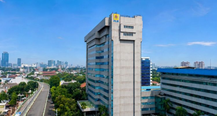 Tampak udara Gedung PLN Kantor Pusat di daerah Kebayoran Baru, Jakarta Selatan.